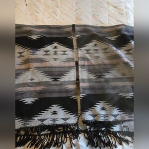 American Eagle Outfitters Frindge Aztec Poncho